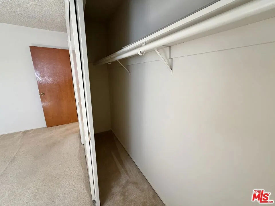 1261 Granville Avenue #6 Los Angeles, CA 90025