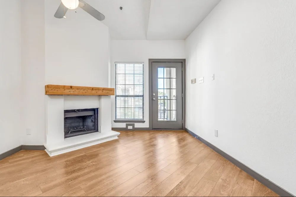 4800 W Lovers Lane #315 Dallas, TX 75209