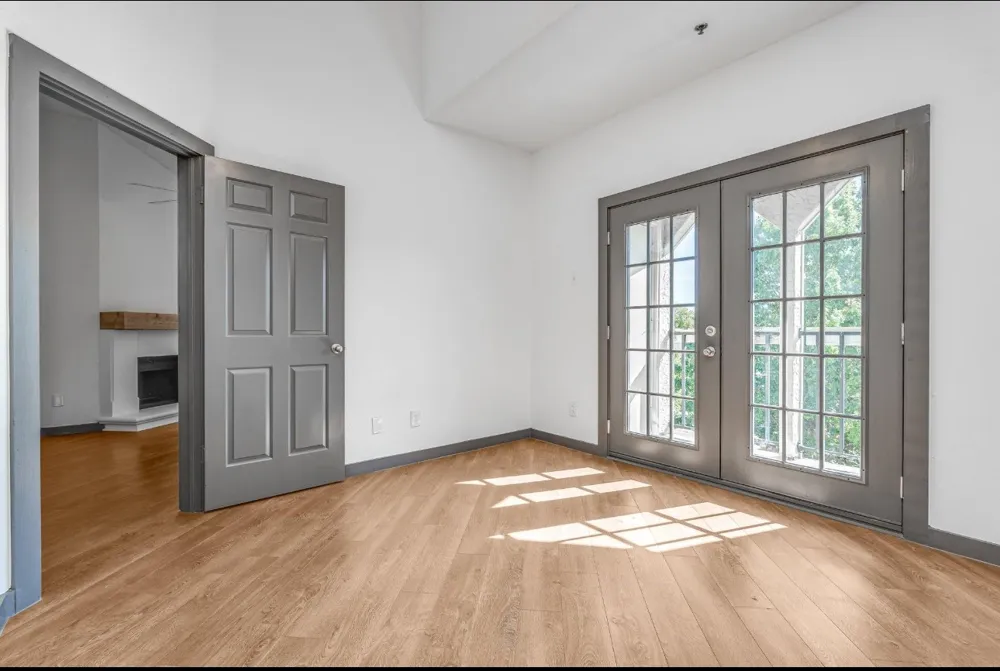4800 W Lovers Lane #315 Dallas, TX 75209