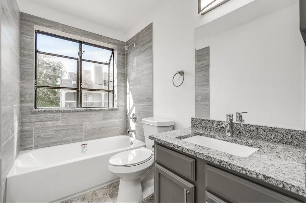 4800 W Lovers Lane #315 Dallas, TX 75209