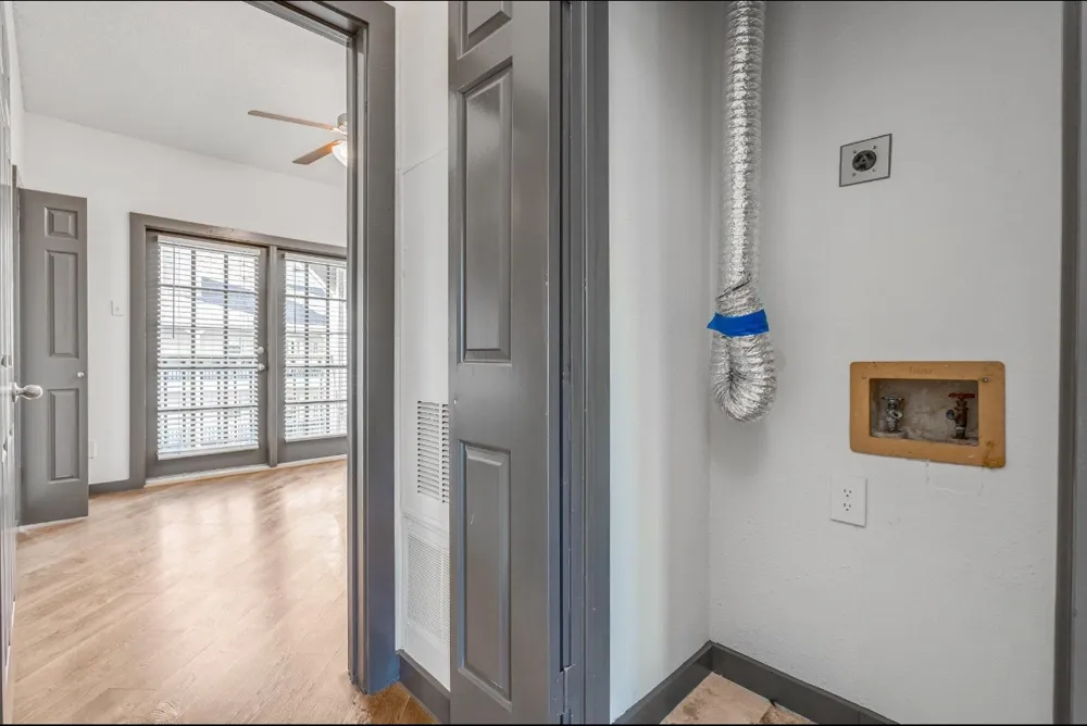 4800 W Lovers Lane #315 Dallas, TX 75209