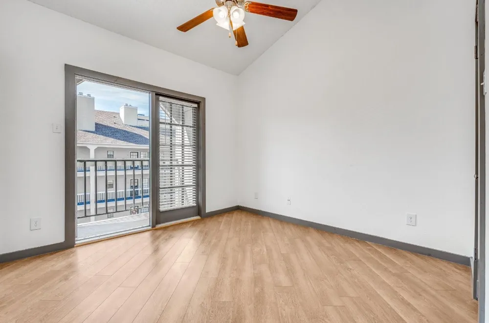 4800 W Lovers Lane #315 Dallas, TX 75209