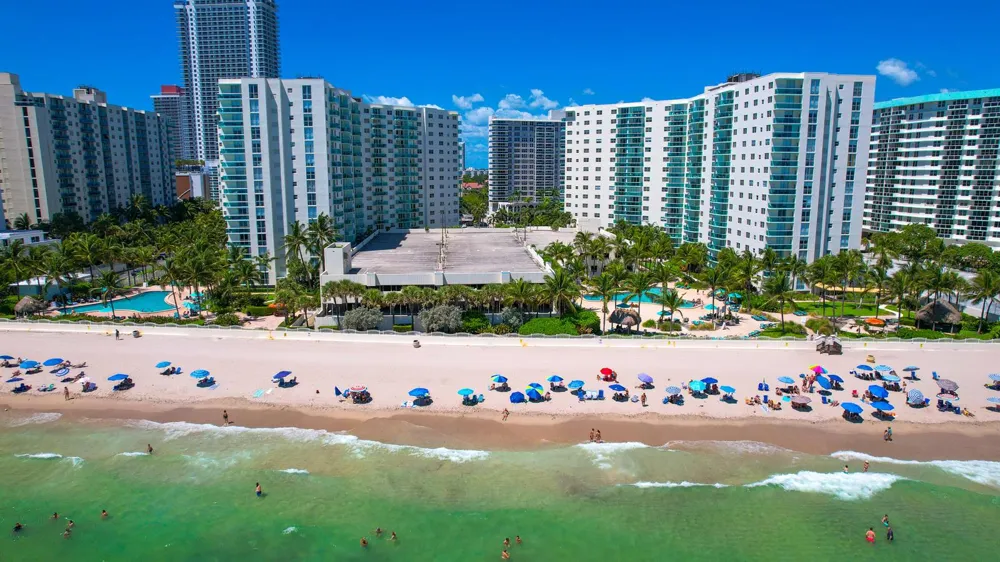 3801 S Ocean Drive #8T Hollywood, FL 33019