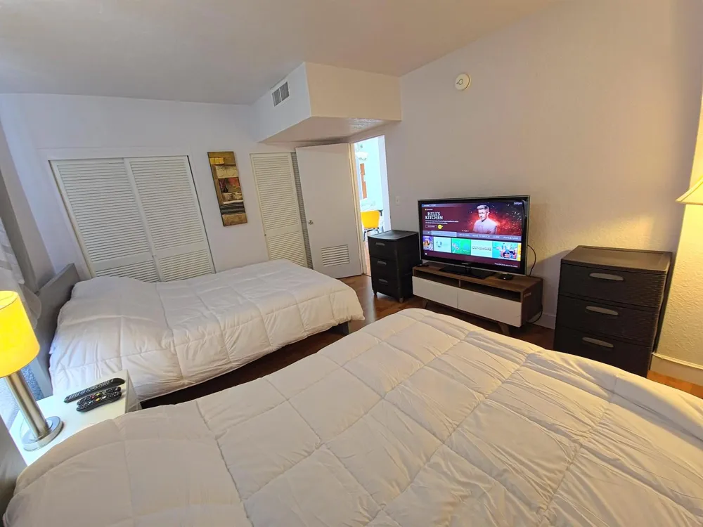 3801 S Ocean Drive #8T Hollywood, FL 33019