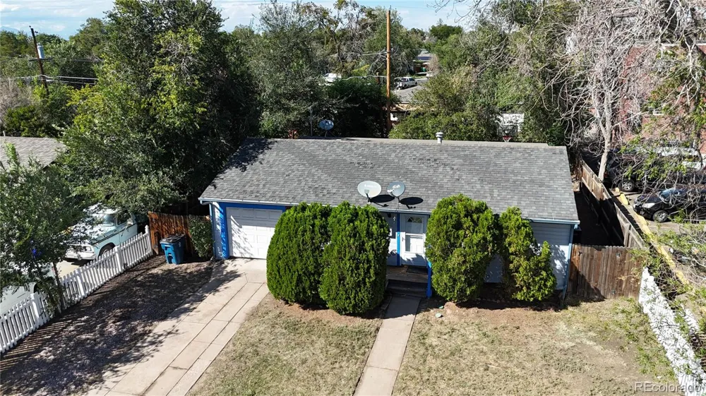 11959 E 7th Avenue Aurora, CO 80010