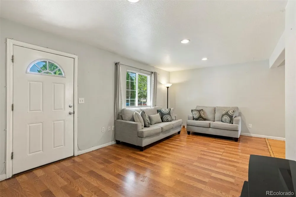 11959 E 7th Avenue Aurora, CO 80010