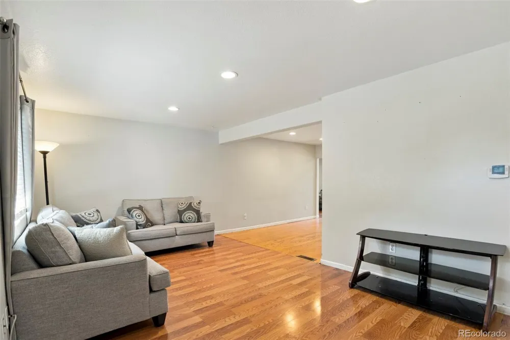 11959 E 7th Avenue Aurora, CO 80010