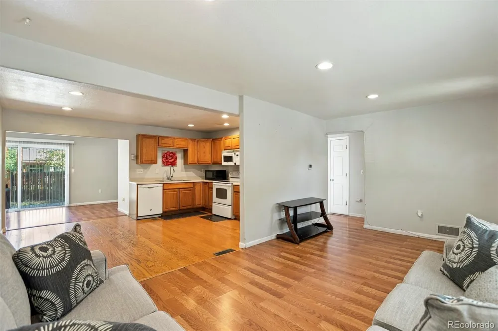 11959 E 7th Avenue Aurora, CO 80010