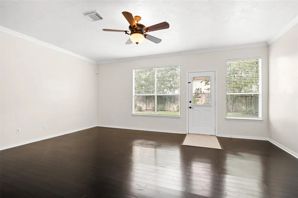 21930 Holly Branch Drive Tomball, TX 77375