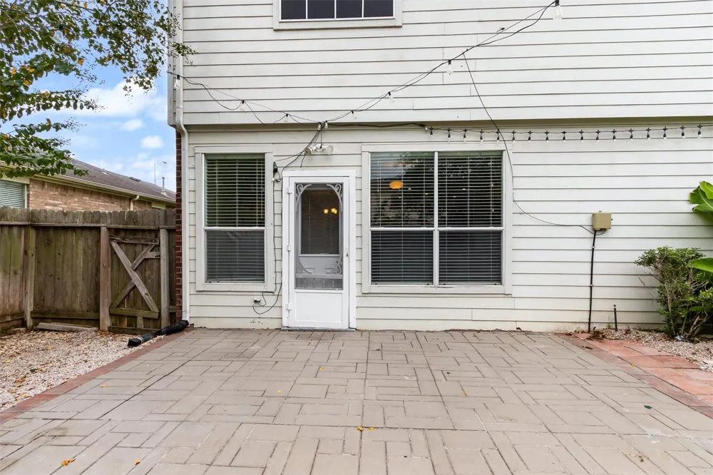 21930 Holly Branch Drive Tomball, TX 77375