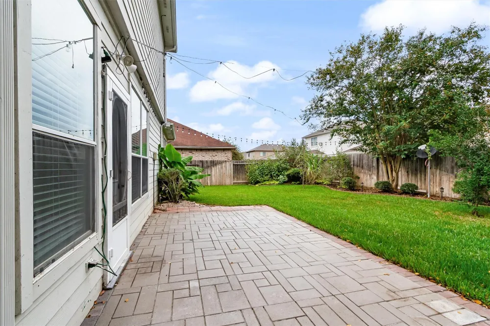 21930 Holly Branch Drive Tomball, TX 77375