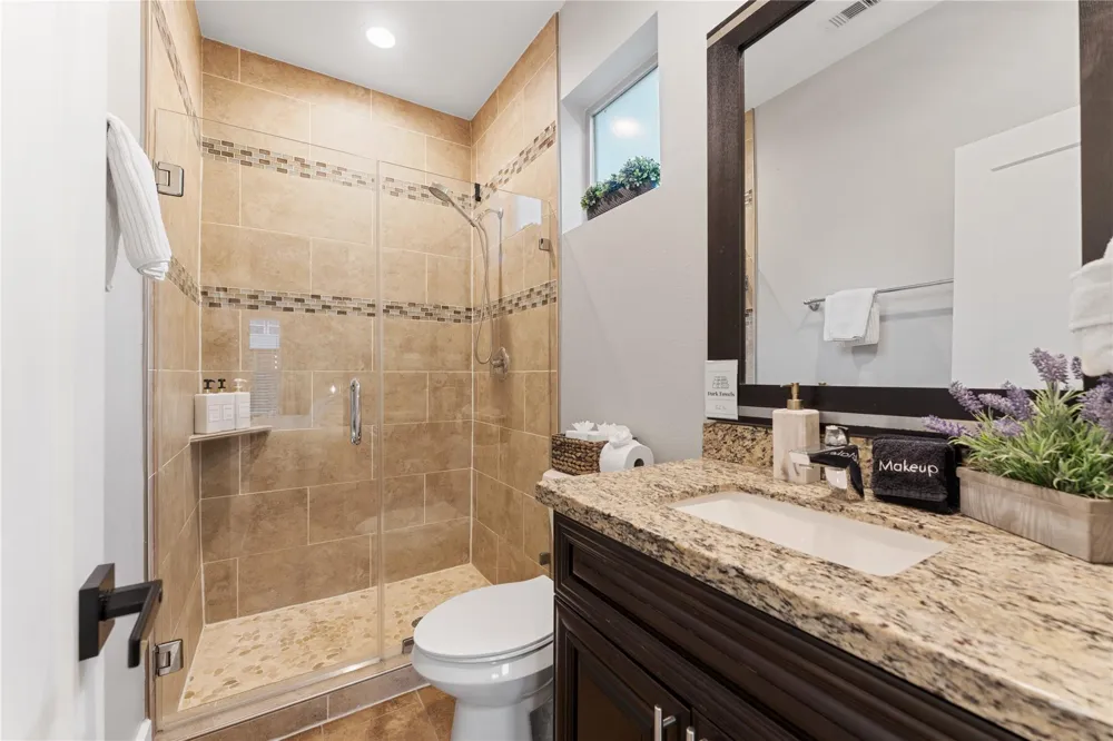 3802 Lovejoy Street Houston, TX 77003