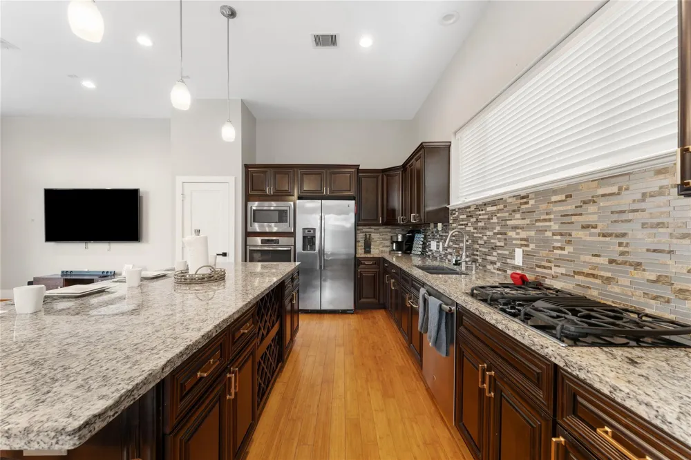 3802 Lovejoy Street Houston, TX 77003