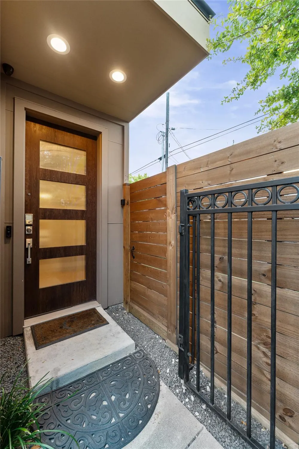 3802 Lovejoy Street Houston, TX 77003