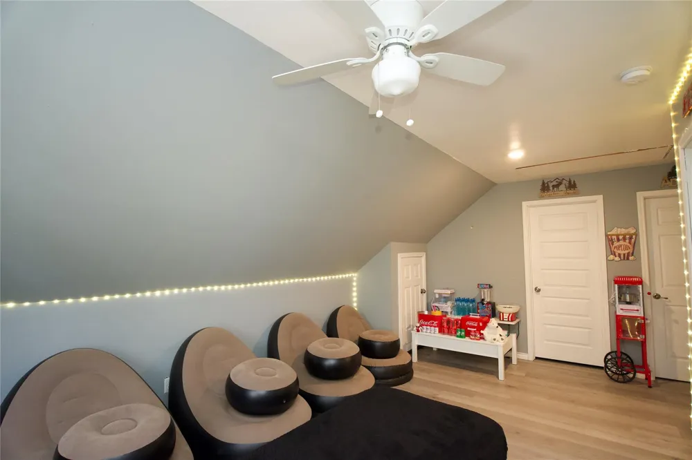 1313 County Road 5023 Cleveland, TX 77327