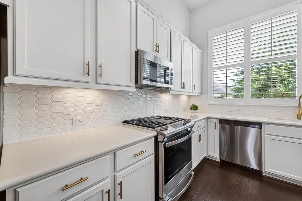 28919 Harbor Springs Court Fulshear, TX 77441