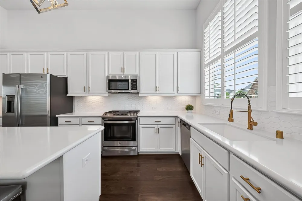 28919 Harbor Springs Court Fulshear, TX 77441