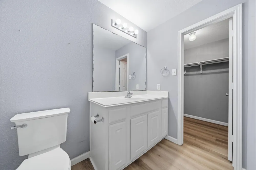 6834 Rambling Brook Lane Richmond, TX 77469