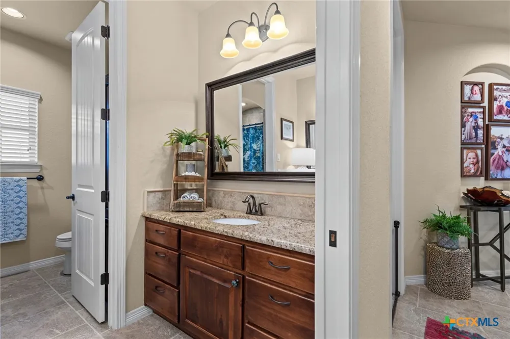 638 Cambridge Drive New Braunfels, TX 78132