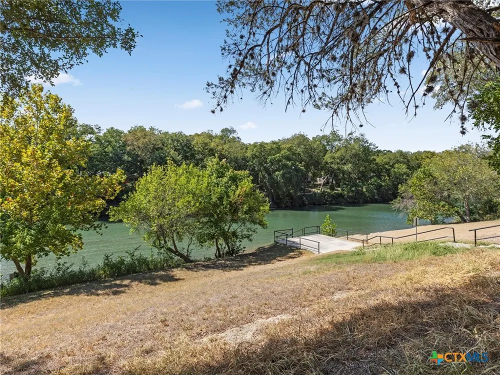 638 Cambridge Drive New Braunfels, TX 78132