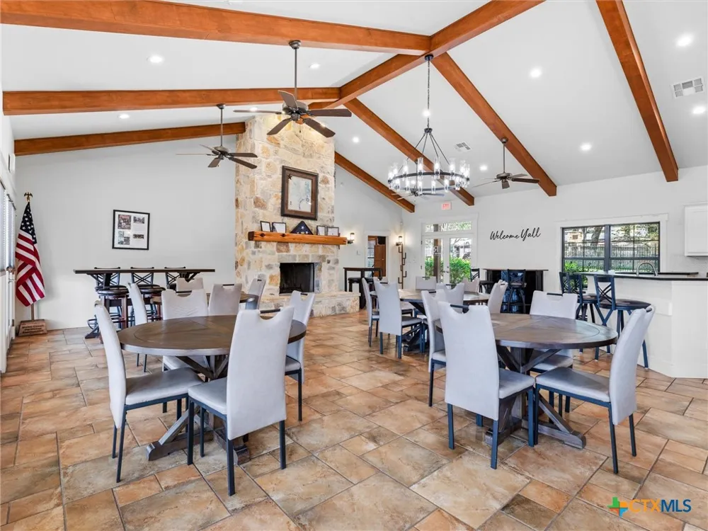 638 Cambridge Drive New Braunfels, TX 78132