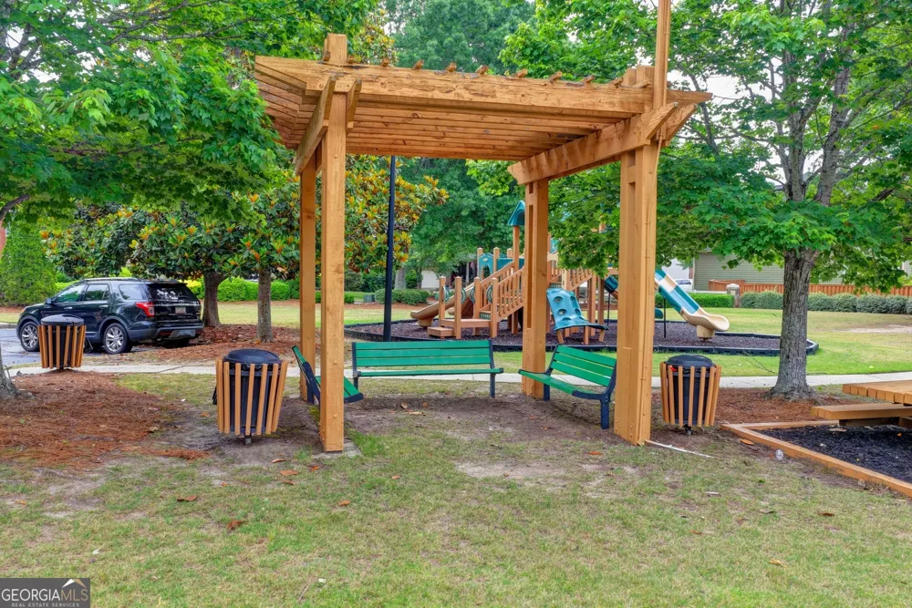 1813 Gold Finch WAY Lawrenceville, GA 30043