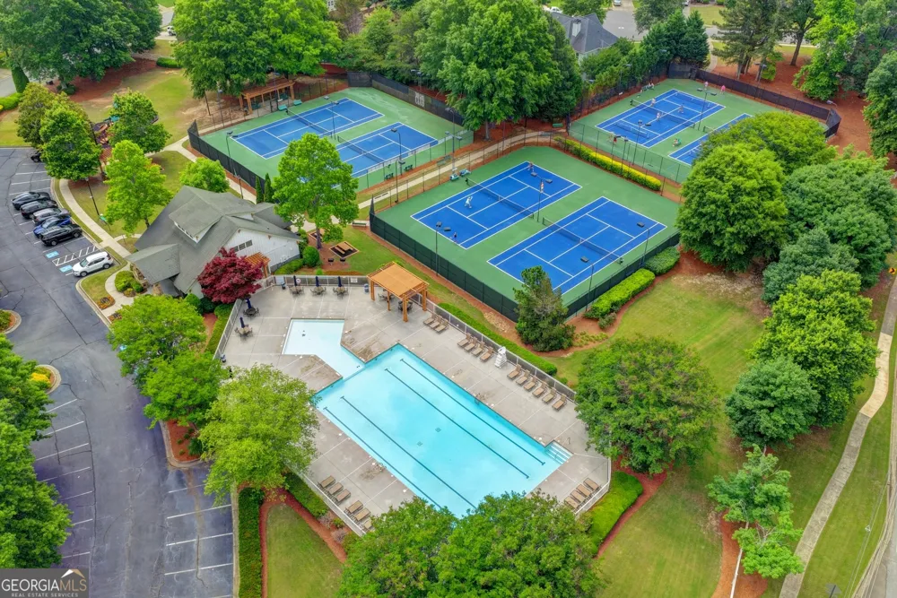 1813 Gold Finch WAY Lawrenceville, GA 30043