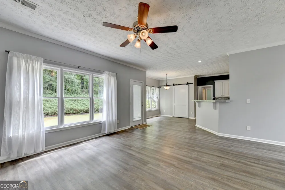 1813 Gold Finch WAY Lawrenceville, GA 30043