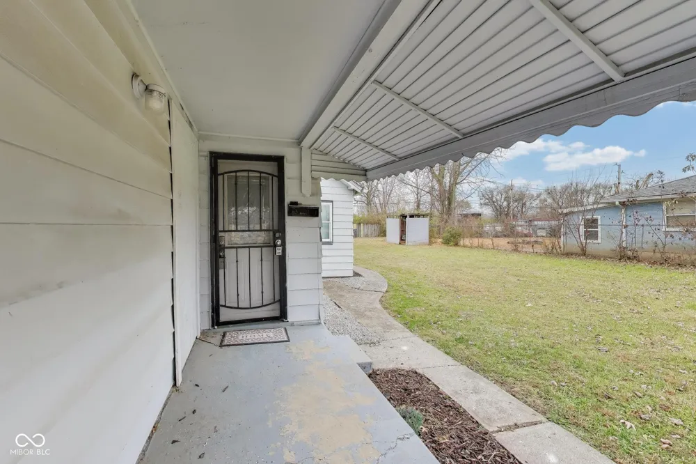 2219 Hovey Street Indianapolis, IN 46218