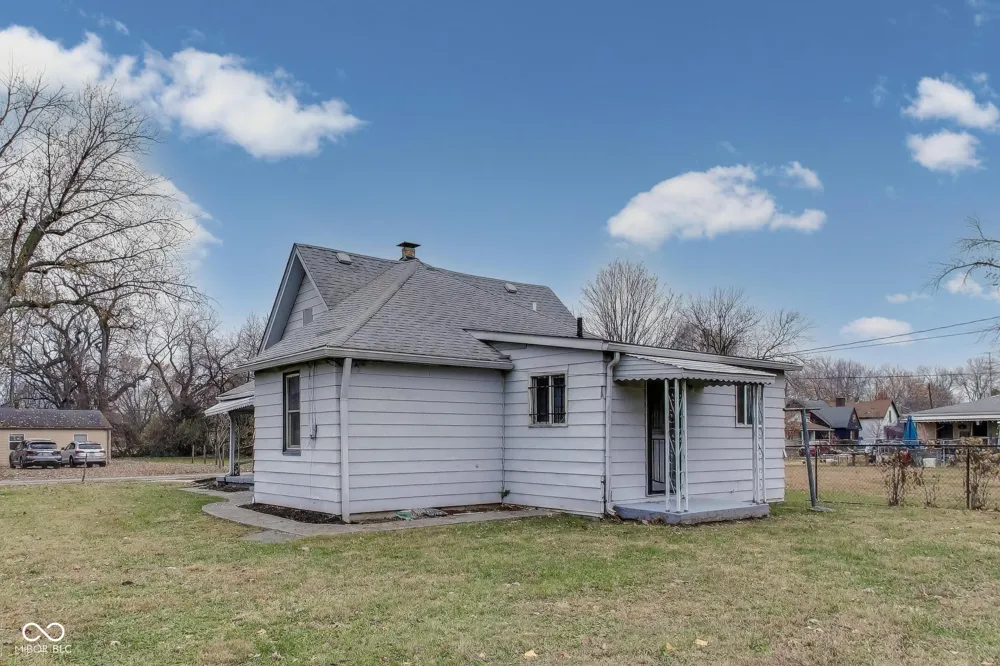 2219 Hovey Street Indianapolis, IN 46218