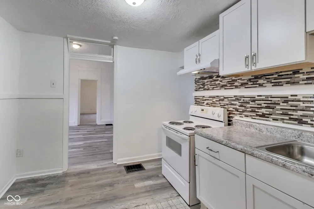 2219 Hovey Street Indianapolis, IN 46218