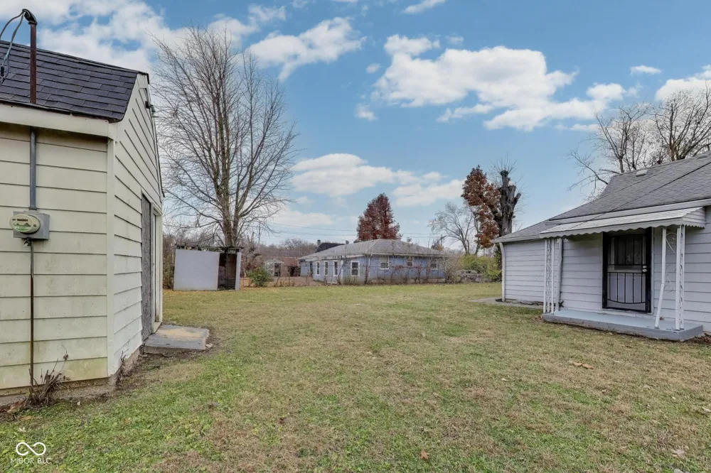 2219 Hovey Street Indianapolis, IN 46218
