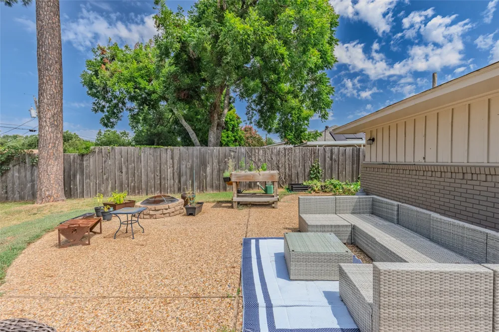 703 Texas Street Sulphur Springs, TX 75482