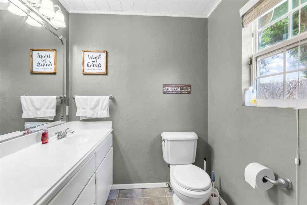 703 Texas Street Sulphur Springs, TX 75482