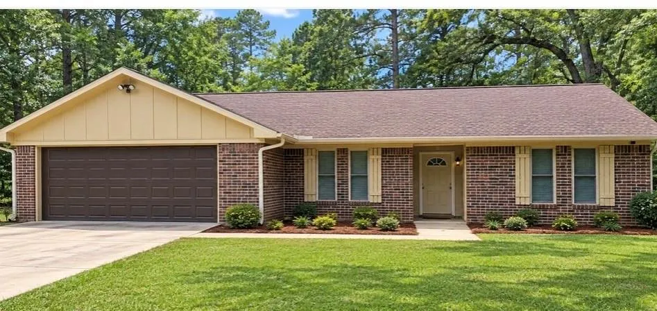120 Bald Cypress Drive Warren, TX 77663