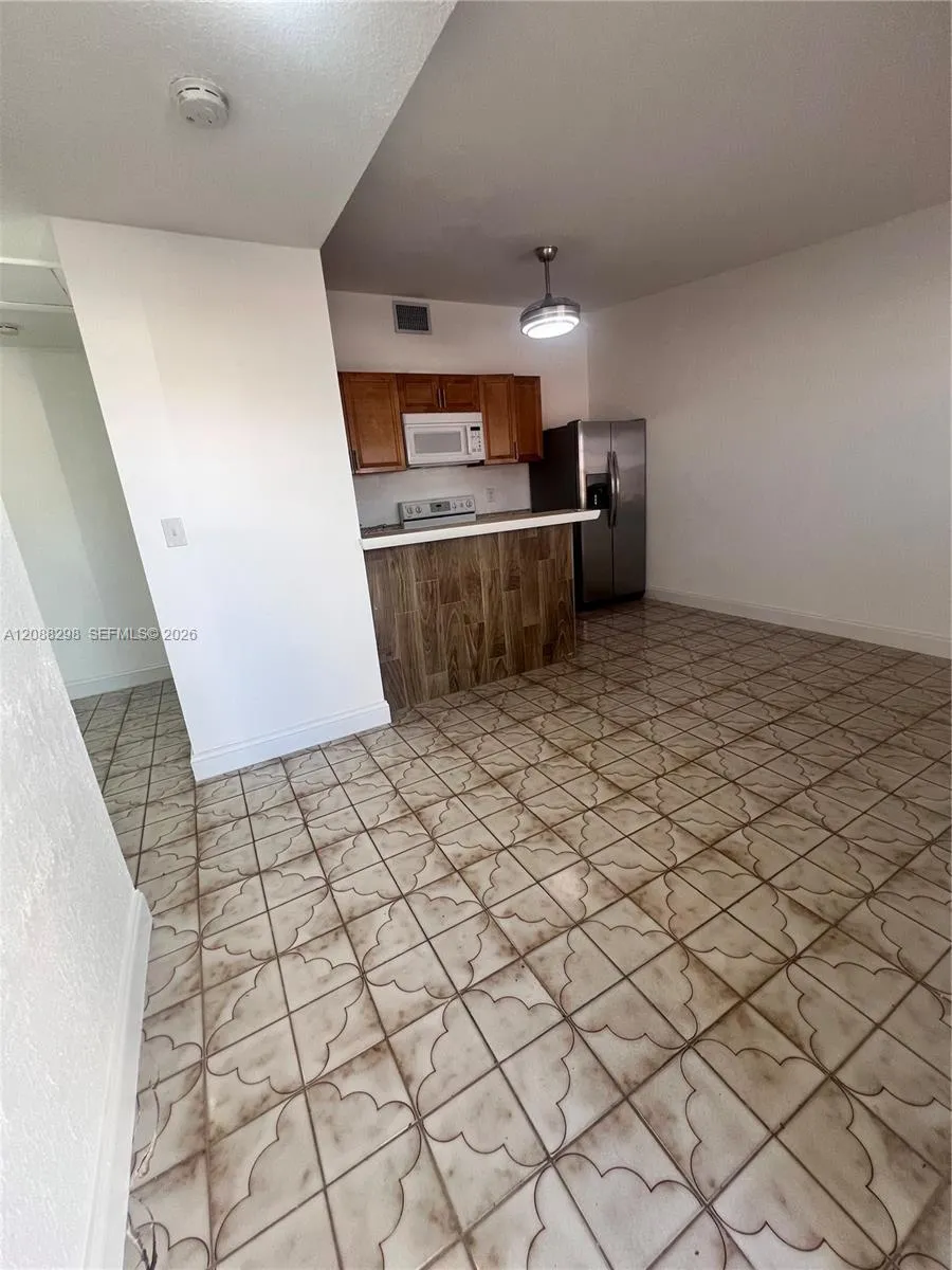 1615 SW 137th Pl #1 Miami, FL 33175