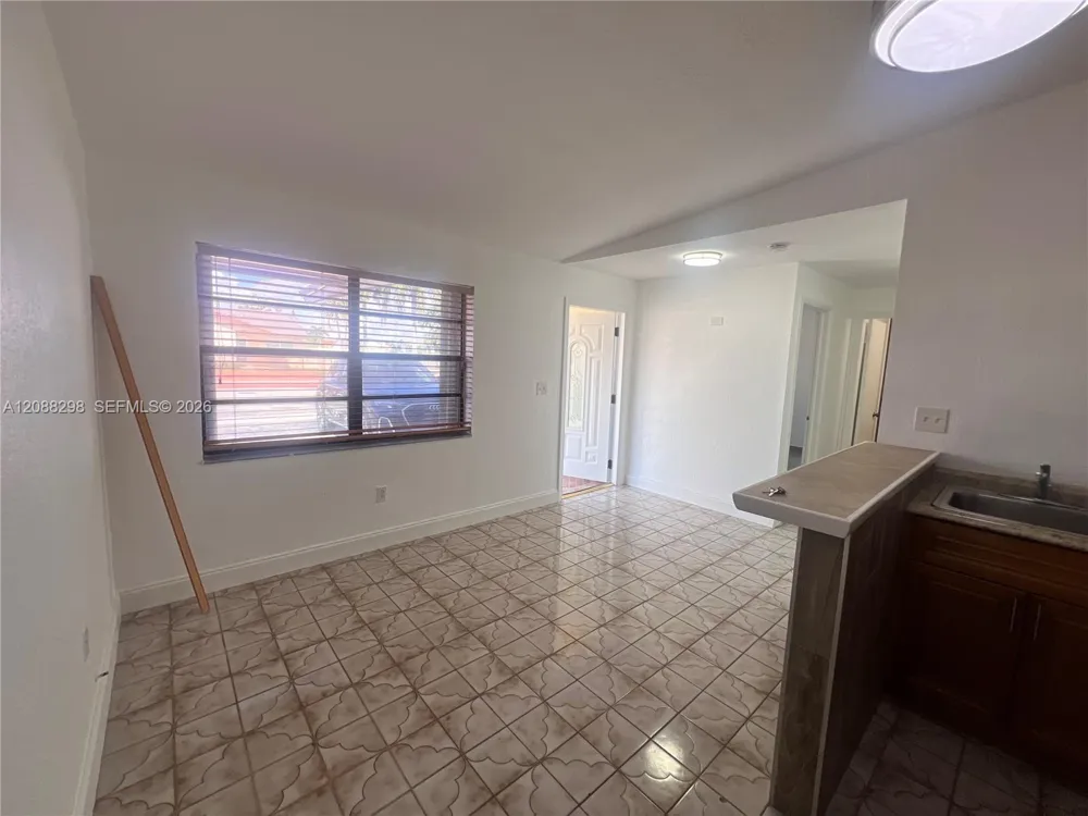1615 SW 137th Pl #1 Miami, FL 33175