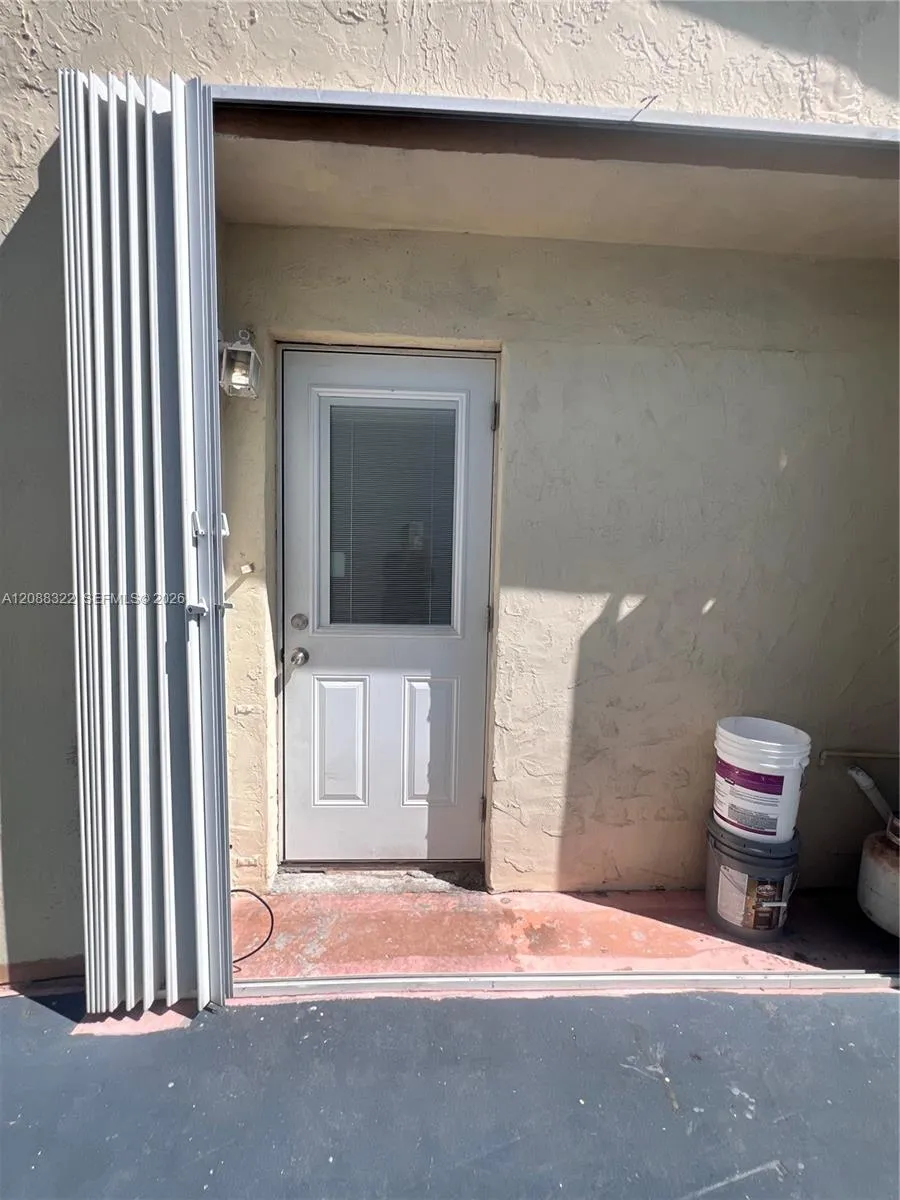 1615 SW 137th Pl #2 Miami, FL 33175