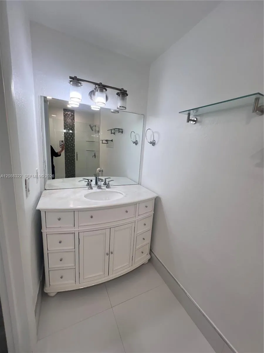 1615 SW 137th Pl #2 Miami, FL 33175