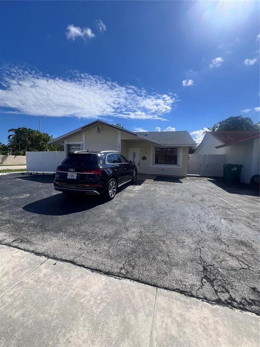 1615 SW 137th Pl #2 Miami, FL 33175