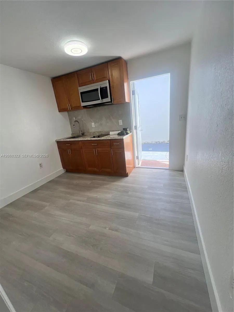 1615 SW 137th Pl #2 Miami, FL 33175