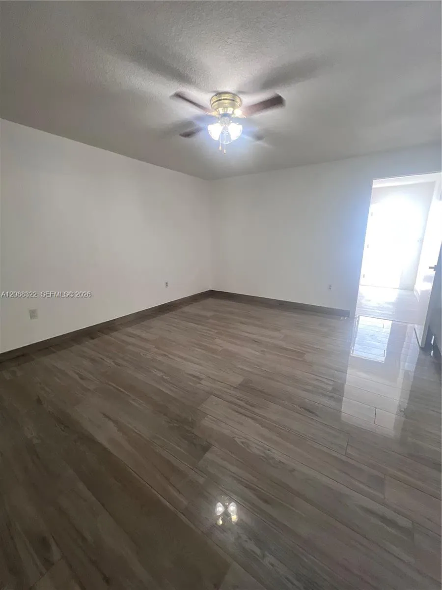1615 SW 137th Pl #2 Miami, FL 33175