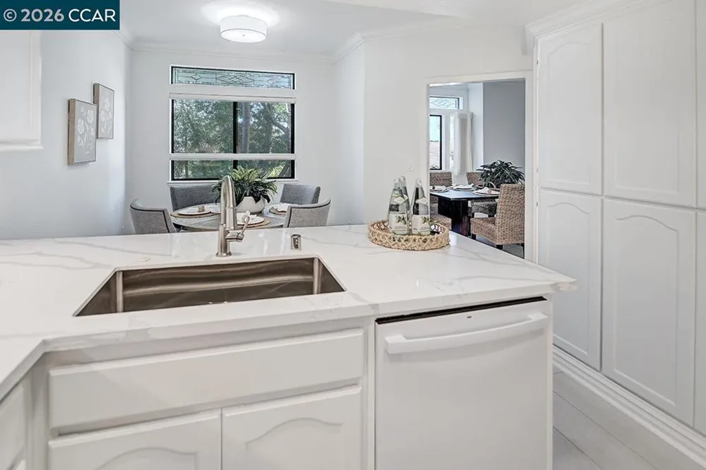 5201 Terra Granada Dr #3A Walnut Creek, CA 94595