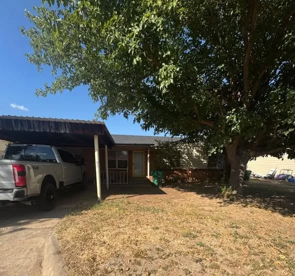 11 Elbert Heights Quanah, TX 79252