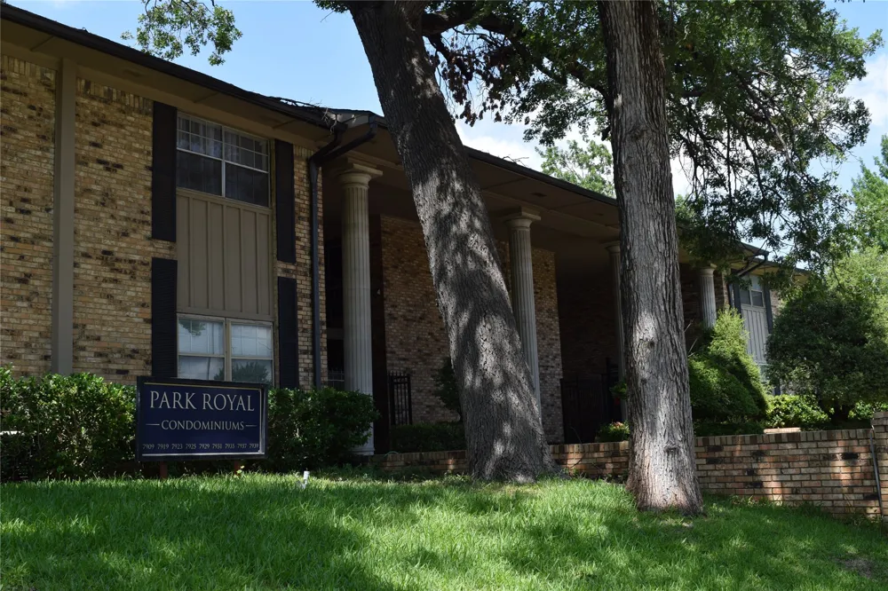 7931 Royal Lane #216 Dallas, TX 75230