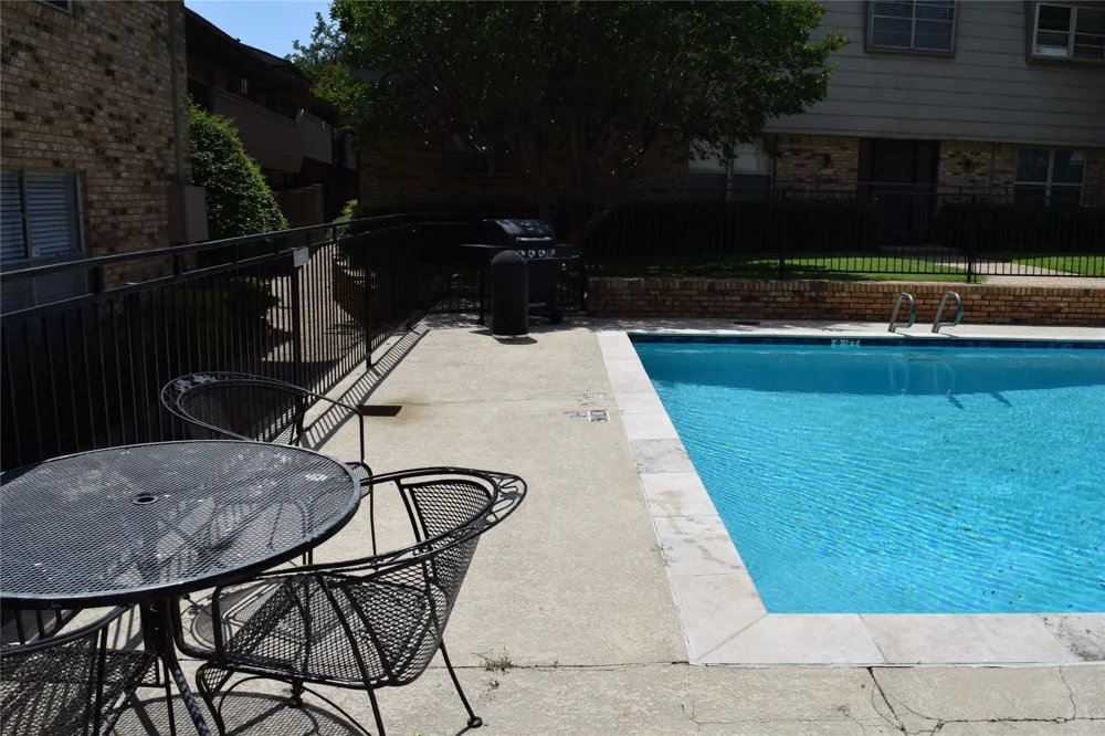 7931 Royal Lane #216 Dallas, TX 75230