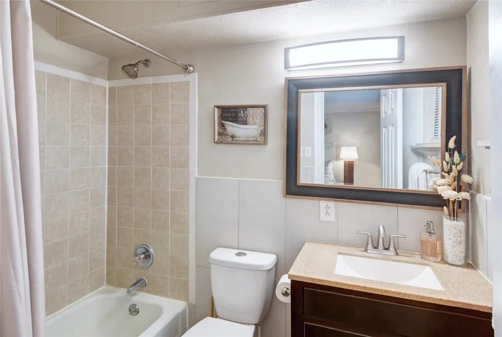 7931 Royal Lane #216 Dallas, TX 75230