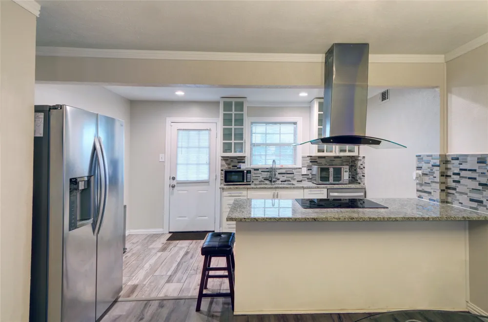 7931 Royal Lane #216 Dallas, TX 75230