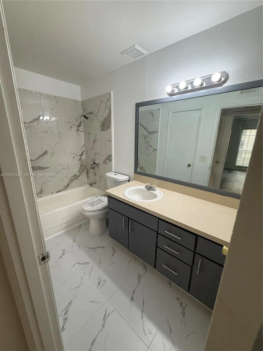 305 Wymore Rd #106 Other City - In The State Of Florida, FL 32714