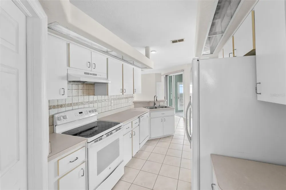 7040 FRASCATI LOOP Wesley Chapel, FL 33544